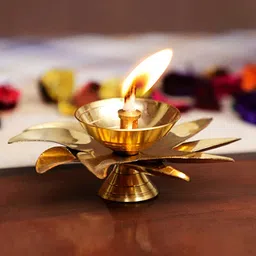 StyleMyWay Brass Sun Shaped Pooja Diya-image-57