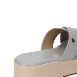 yoho Criss-Cross Strap Flatform Heels image 2