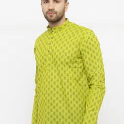 RG DESIGNERS Men Green & Black Thread Work Handloom Kurta-57