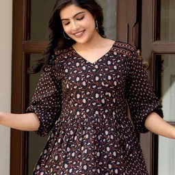 Nayo Floral Printed Peplum Cotton Tunic-image-84