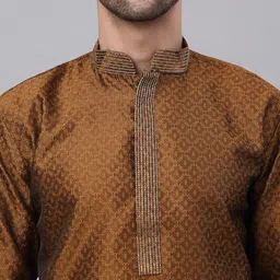 Jompers Men Solid Kurta with Churidar image 5