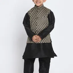 VASTRAMAY Boys Mandarin Collar Jacquard Straight Kurta With Pyjama & Nehru jacket-41