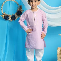 VASTRAMAY Boys Thread Work Kurta with Pyjamas-34