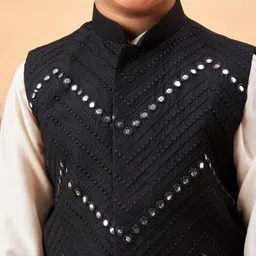 VASTRAMAY Boys Regular Mirror Work Kurta With Pyjamas & Jacket image 2