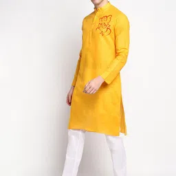 DEVOILER Ethnic Motifs Printed Regular Kurta With Pyjamas image 2