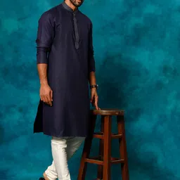 VASTRAMAY Geometric Yoke Design Regular Kurta With Churidar-picture-40