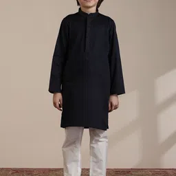 Manyavar Boys Mandarin Collar Regular Straight Kurta With Pyjamas And Nehru Jacket-image-21