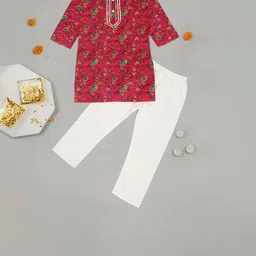 LITTLE GINNIE Boys Floral Printed Mandarin Collar Pure Cotton Straight Kurta With Pyjamas-56