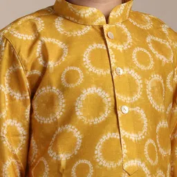 Manyavar Boys Geometric Printed Regular Kurta With Pyjamas image 4