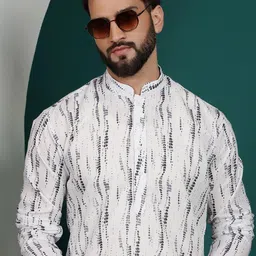 Armaan Ethnic Ombre Printed Regular Pure Cotton Kurta with Pyjamas image 2