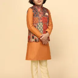 KISAH Boys Mandarin Collar Regular Kurta with Pyjamas & Nehru Jacket image 5