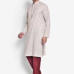 KISAH Men Off White & Maroon Kurta with Pyjamas image 4