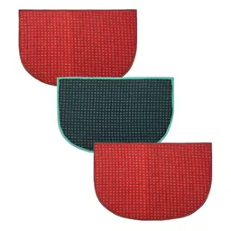 Kuber Industries Red & Green 3 Pcs Dotted Anti Skid Woolen Door Mats-4