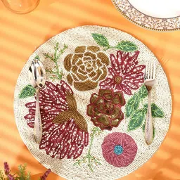 YWULY White & Pink Floral Beaded Table Placemats-32