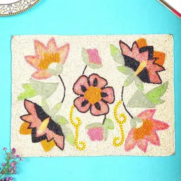 YWULY 2-Pcs Cream Colored & Red Beaded Rectangular Table Placemats image 3