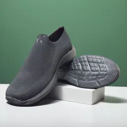 HC- 912 Quality Running Shoes For Men-image-65