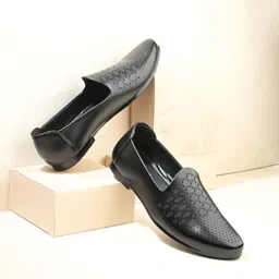 vellinto Cool MEWAR Rajasthani Jutis For Men Mojaris For Men Nagra For Men Casuals For Men-picture-28