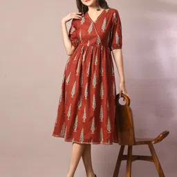 Sangria Ethnic Motifs Printed V-Neck Cotton Wrap Ethnic Dress-image-15