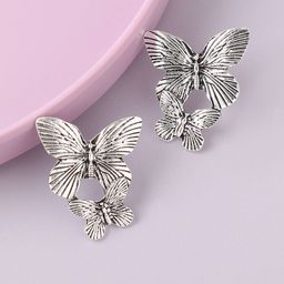 SOHI Silver Plated Contemporary Studs Earrings-19