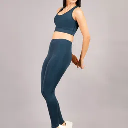 NEVER LOSE Full Coverage Removable Padding Workout Bra image 3