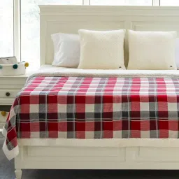 Red Geometric Cotton 200 GSM Double Bed Blanket by Pluchi-picture-0