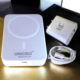 10000 mAh 22.5 W Wired & Wireless With MagSafe Compact Pocket Size Power Bank-image-54