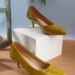ELLE Women Solid Kitten Pumps-25