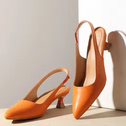 GNIST Pointed Toe Kitten Heeled Pumps-9
