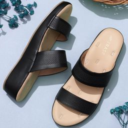 TRASE Colourblocked Block Pumps image 1