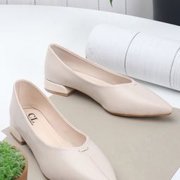 Carlton London Block Heeled Pumps-48