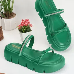 madam glorious Embellished Open Toe Flatform Heels-49