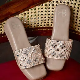 GLAM STORY Embellished Wedge Heels-52