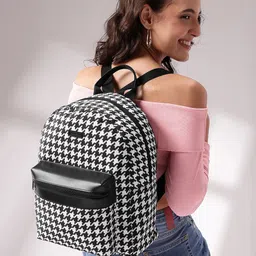 mast & harbour Small 15 L Backpack Bagpack-picture-0