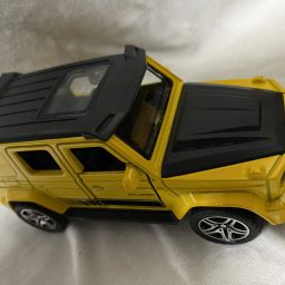 1,36 Scale Mercedes G-Wagon Diecast Metal Pullback Toy car Pull Back-image-95