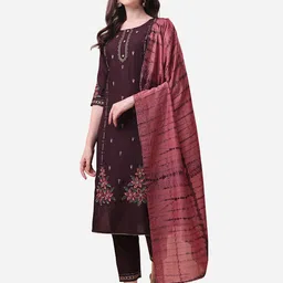 Berrylicious Women Magenta Floral Embroidered Beads and Stones Chanderi Cotton Kurta with Trousers & With-image-79