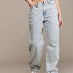 Calvin Klein Jeans Women Straight Fit Light Fade Pure Cotton Jeans-picture-30
