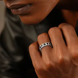 Roadster Silver-Plated Chain Texture Oxidised Adjustable Finger Ring-4