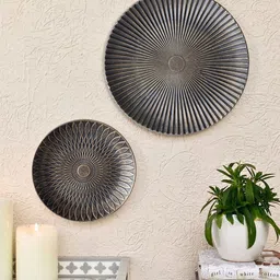 Art Street Black & Gold Toned 2 Pieces Wood Round Wall Hanging Decor Plates-image-50