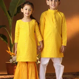 VASTRAMAY Boys Geometric Embroidered Mandarin Collar Sequinned Straight Kurta With Pyjamas-7