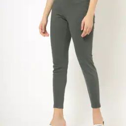 Skinny Fit Flat-Front Trousers-31