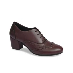 SHUZ TOUCH Round Toe Block Heeled Brogues image 5