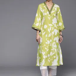 Varanga Lime Green & Off White Floral Printed Flared Sleeves Sequinned Kurta-image-90