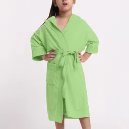 Creeva Kids Solid Melodious Bathrobe-1