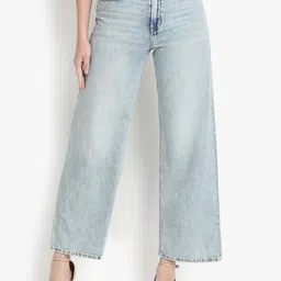putsum Women Flared Heavy Fade Clean Look Cropped Jeans-image-41