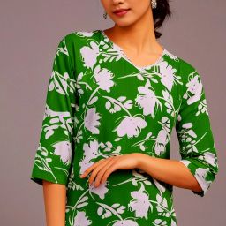 Women Printed Cotton Blend Straight Kurta-image-37
