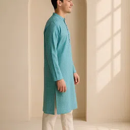 jugg jugg jeeyo Men Self Design Silk Blend Straight Kurta-picture-27