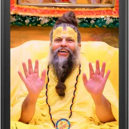 Shri Premanand Ji Maharaj photo frame, premium quality with back hanging hook 18 inch wodden-image-4