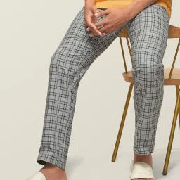 Checkmate Intellieaze Combed Cotton Checks Men Pyjama-image-64