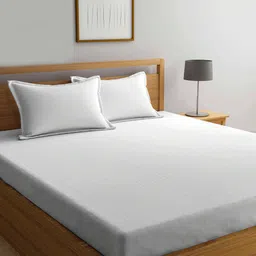 KLOTTHE White Striped 300TC King Bedsheet With 2 Pillow Covers-17