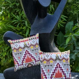 ABSTRACT INDIA White & Maroon 2 Pieces Ethnic Motifs Printed Cotton Square Cushion Covers-9